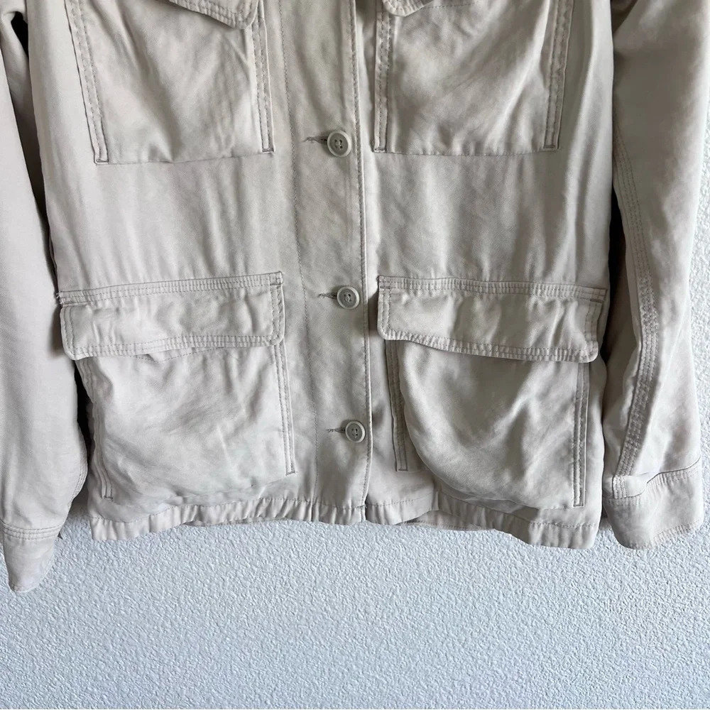 Abercrombie and Fitch Women’s Lightweight Utility Jacket - Picture 3 of 11